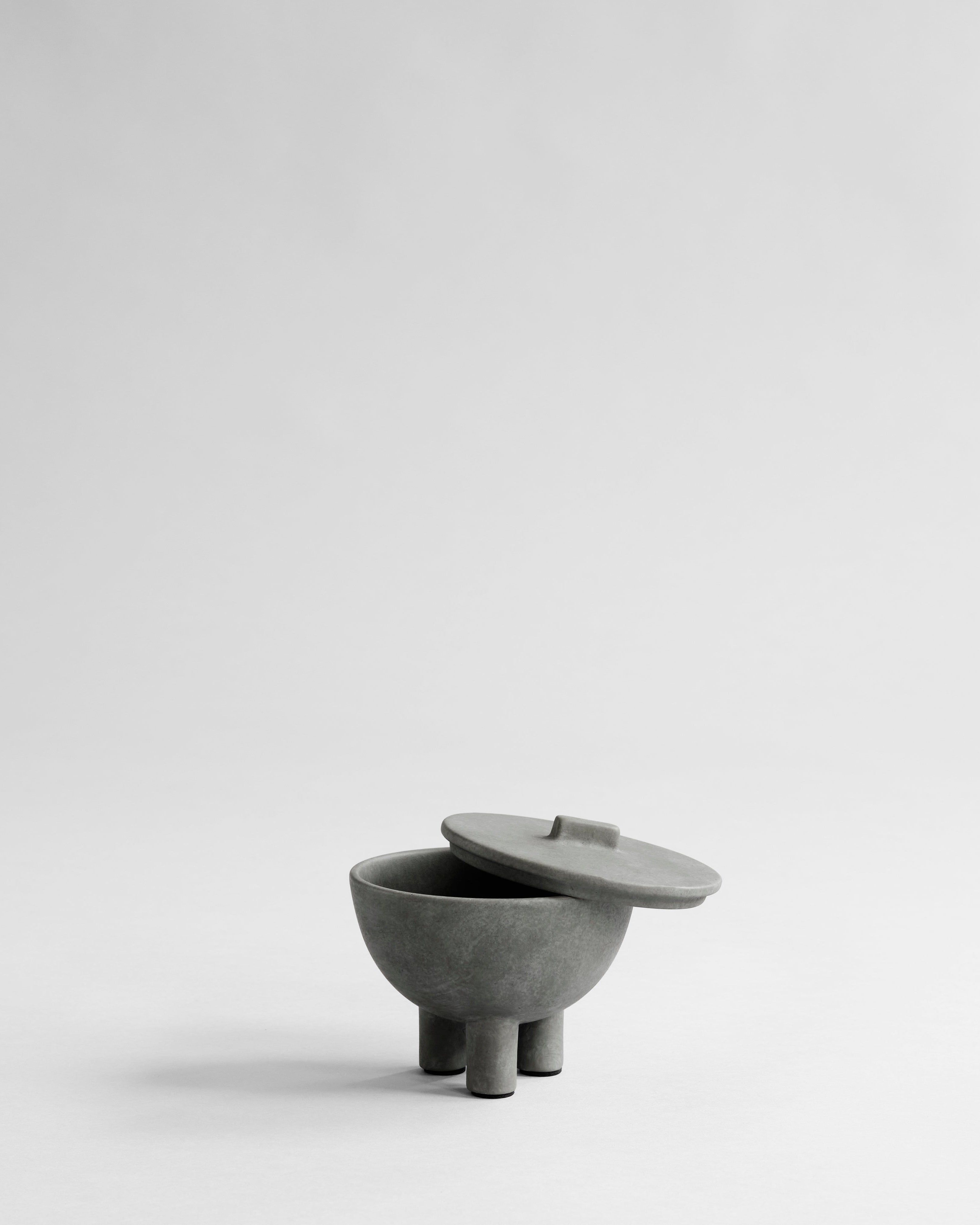 Duck Jar, Medio in Dark Grey, lid open, hand-glazed ceramic jar with three-legged base – 101 Copenhagen.